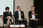 Diskusia v okrúhlom stole Sekcie A1: The Art of eServices. Zľava doprava: Cher-Jean Lee, Taiwan Provincial Consultative Council, Roman Brestovanský, CEO, IBM Slovensko, Karl Reindl, CEO, Capgemini