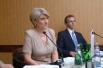 Okrúhly stôl: Beáta Brestenská, Národná rada SR, Ivan Štefanec, Národná rada SR.