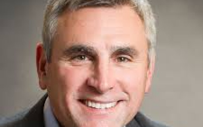 Jedinečné stretnutie s tvorcom kybernetiky Pentagonu. Na ITAPA vystúpi aj JOHN DAVIS 