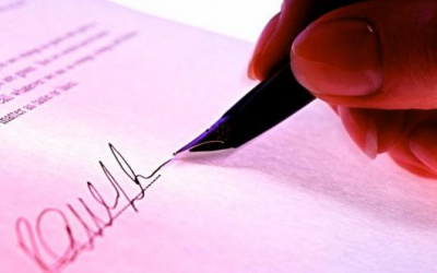 Povinné zverejňovanie zmlúv na internete