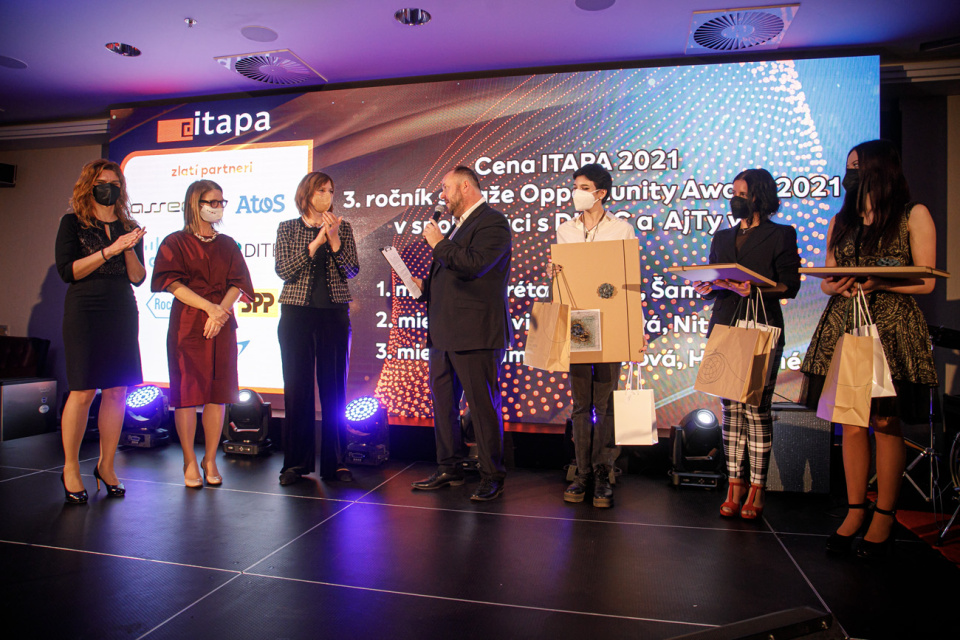 Uzávierka súťaže Cena ITAPA 2022 sa blíži. Už 1.októbra 2022