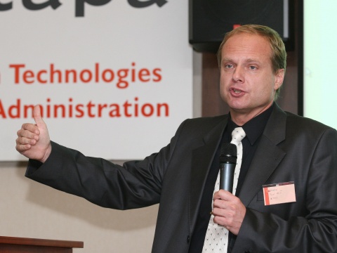 Keynote 8: Pavol Frič, DITEC.