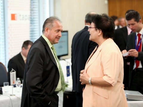 Diskusia zúčastnených: Emil Fitoš (Si…