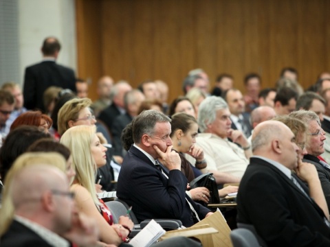 Účastníci prezentácie Erny Dohnálikov…