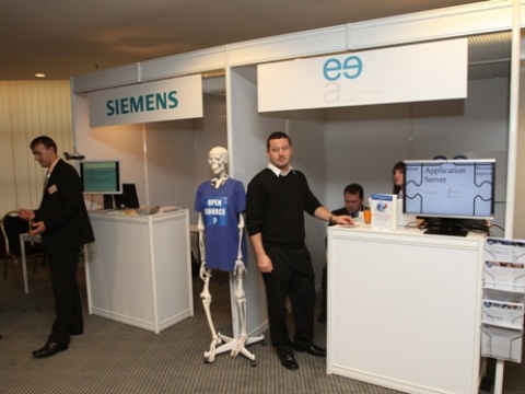 Výstava počas druhého dňa kongresu: s…