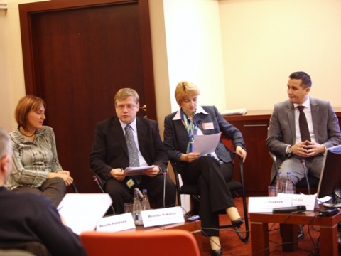 Tlačová konferencia počas druhého dňa…