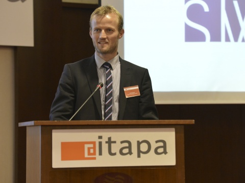 Jan Overgaard, Manažér inovačného cen…