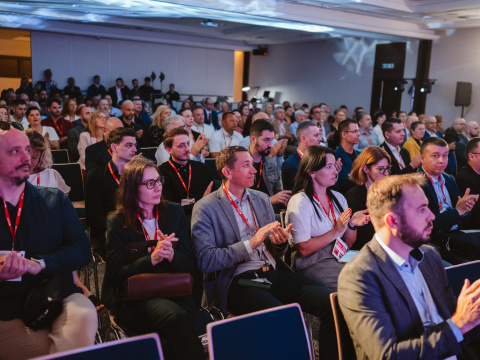 Účastníci na úvodnom otvorení konfere…