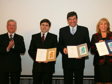 Víťazi Ceny ITAPA 2005 - ITAPA Distin…