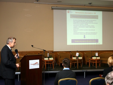 Presentation of Ľubomír Vlčák, Nation…