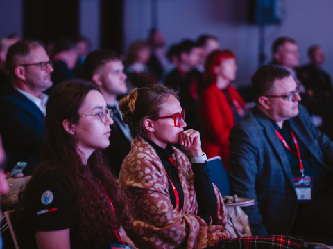 Účastníci na prednáške