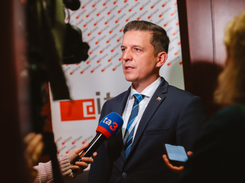 Radoslav Štefánek z MIRRI odpovedá na…