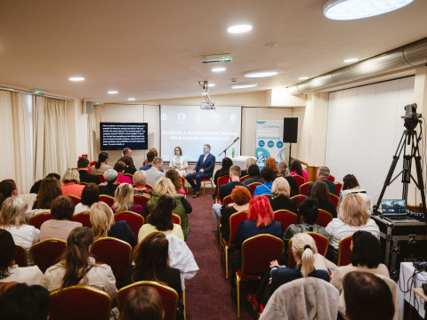 Discussion "Digital Solutions for Lon…