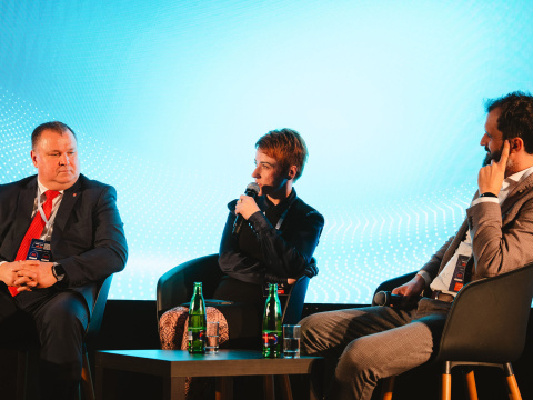 Discussion "Hospital 2.0: The Road to…