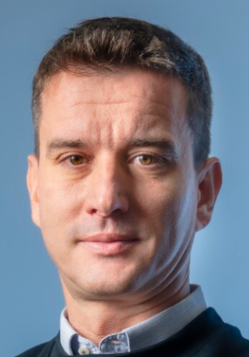 Peter Jakubík