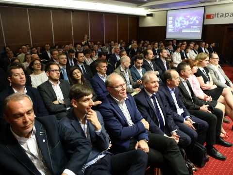 Účastníci konferencie Jarná ITAPA 2018