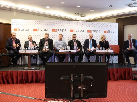 Speakers of the "Annual Round Table"