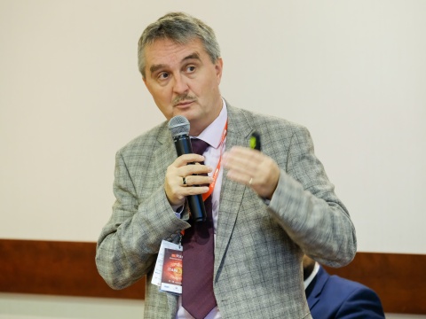Ladislav Šimko v paneli Nové programo…